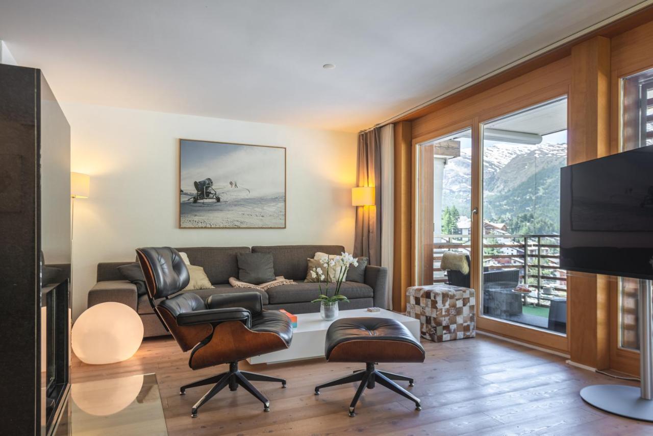 Modern Apartment With View Over Церматт Экстерьер фото